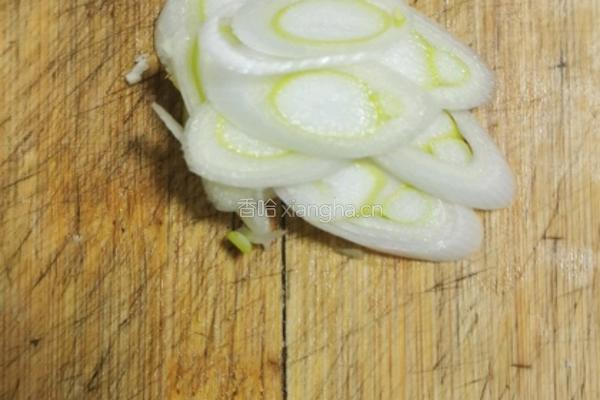 家常肉炒饼的做法图解2