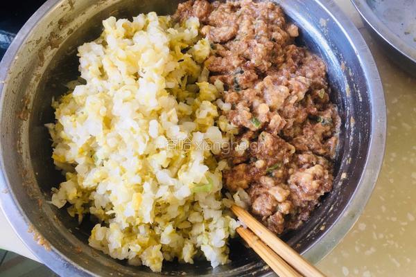 酸菜饺子的做法图解11