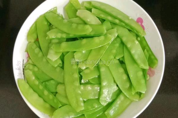 荷兰豆炒腊肠的做法图解8