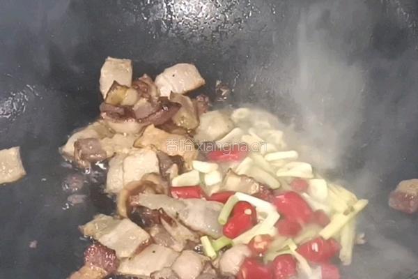 腊肉狼牙萝卜条的做法图解7