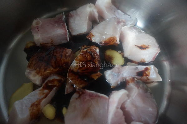 崇明绿皮茄子炖鱼的做法图解5