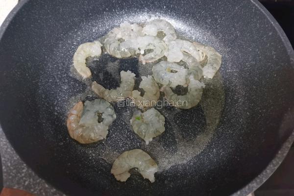 虾仁番茄炒蛋的做法图解4
