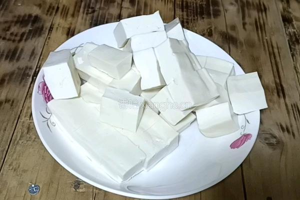 椒麻豆腐的做法图解1