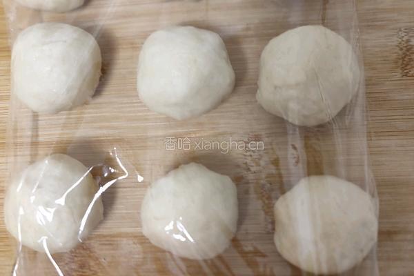 蛋黄酥的做法图解7