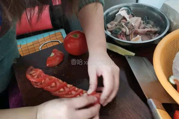 凉拌西红柿的做法图解3