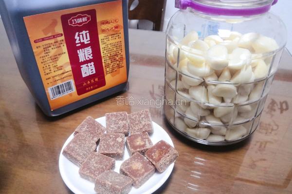 红糖腊八蒜的做法图解3
