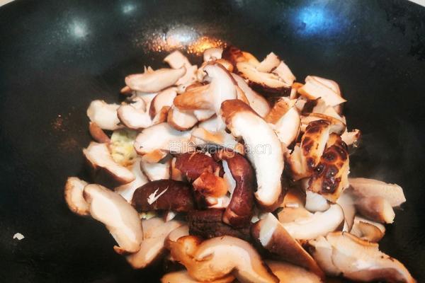 香菇青菜的做法图解6