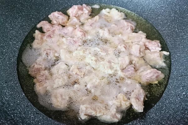茄汁酥肉粒的做法图解7