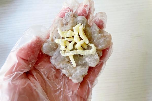 芝士虾球的做法图解2