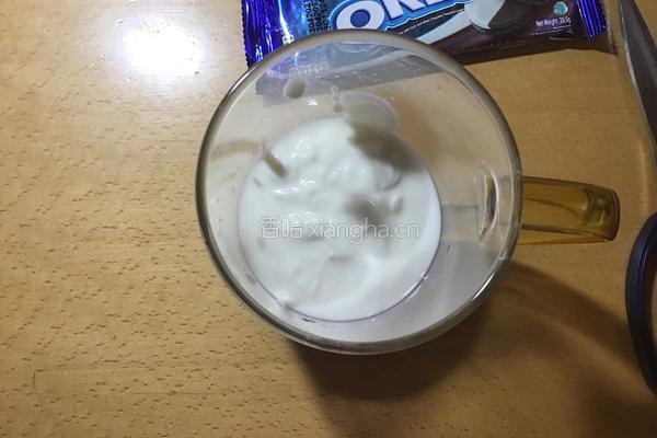 奥利奥冰淇淋的做法图解2
