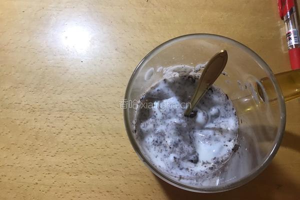 奥利奥冰淇淋的做法图解4
