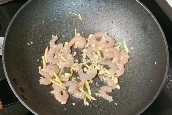 虾仁炒毛豆米的做法图解10