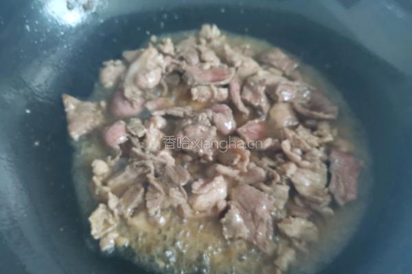 葱爆羊肉片的做法图解6