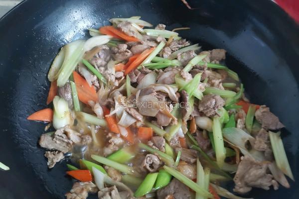 葱爆羊肉片的做法图解11
