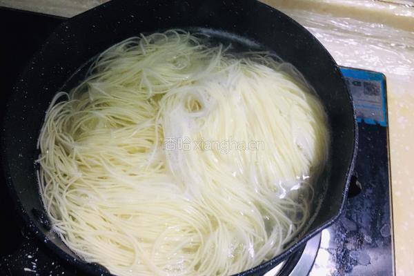 牛肉竹升面的做法图解4
