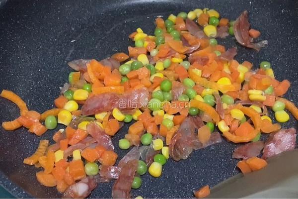 时蔬谷物炒饭的做法图解2