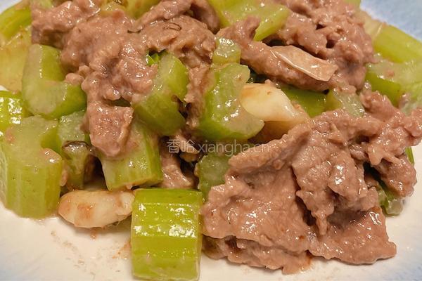 西芹炒牛肉的做法图解10