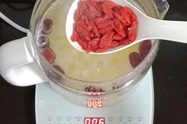 雪莲果银耳糖水的做法图解11
