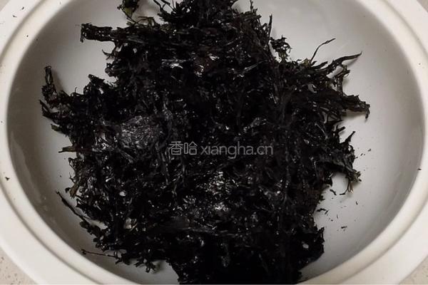紫菜炒鸡蛋的做法图解1
