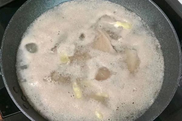 马蹄玉米猪骨汤的做法图解6