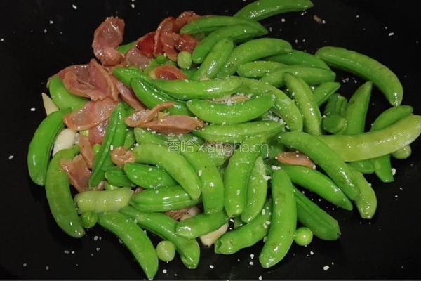 甜豆炒腊肠的做法图解7