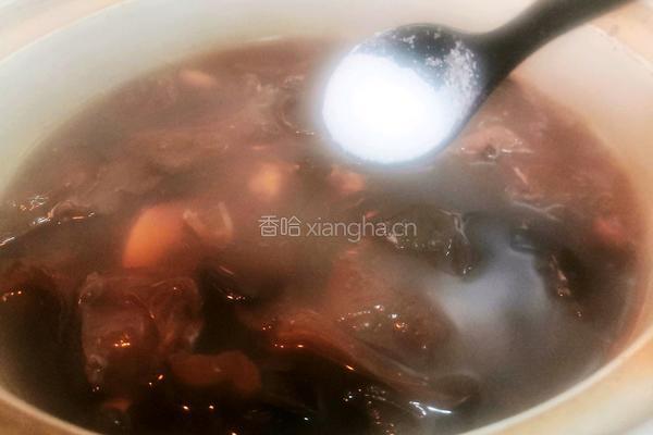 正月初一墨鱼汤的做法图解6