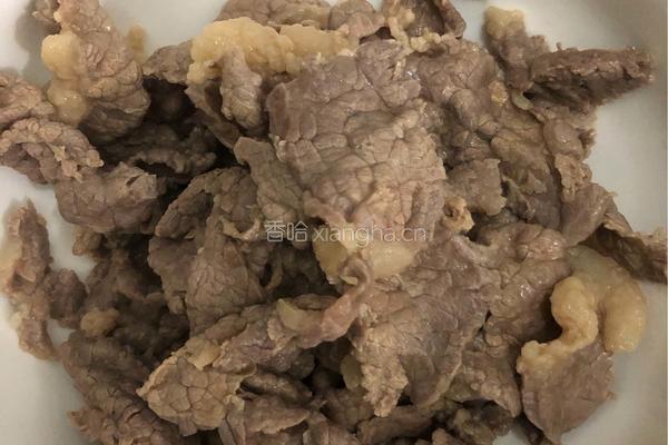 香辣凉拌嫩牛肉的做法图解3