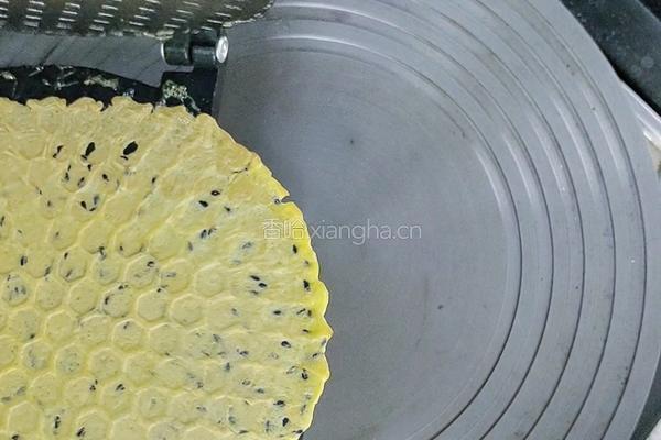 零基础自制宝宝脆脆煎饼(新春快乐)的做法图解11