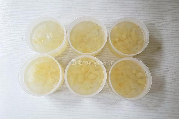 桂花雪梨银耳冻的做法图解7