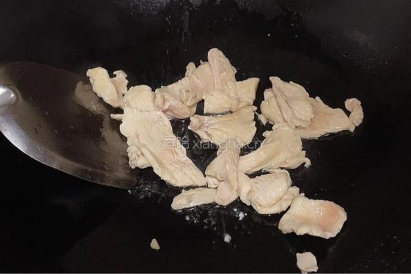 青蒜鸡肉片的做法图解3