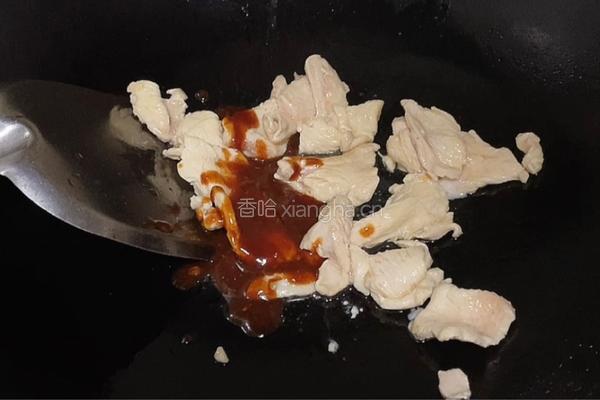 青蒜鸡肉片的做法图解4