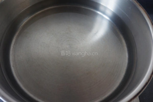 花菜木耳炒肉片的做法图解2