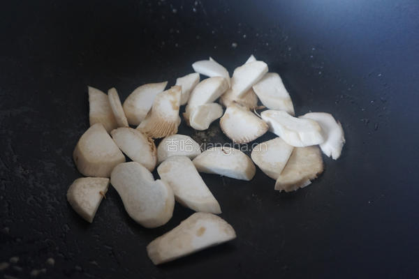 花菜木耳炒肉片的做法图解10