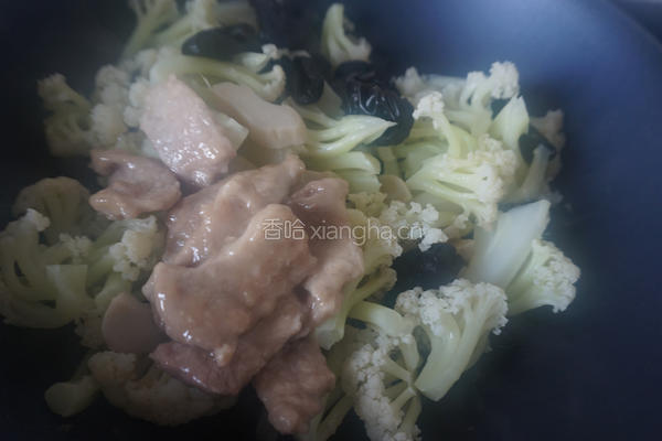 花菜木耳炒肉片的做法图解15