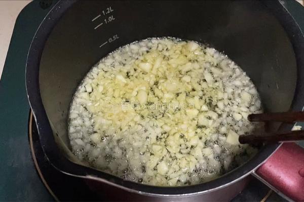 粉丝蒸龙虾的做法图解7