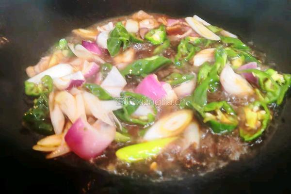葱爆豆腐的做法图解4
