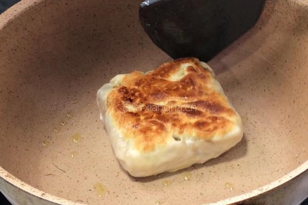芝士鲜虾饭包的做法图解13