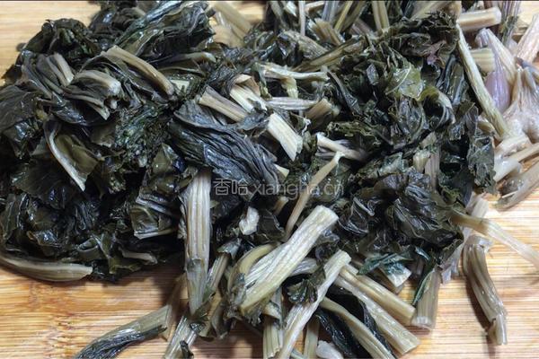 腊肉梅干菜的做法图解1