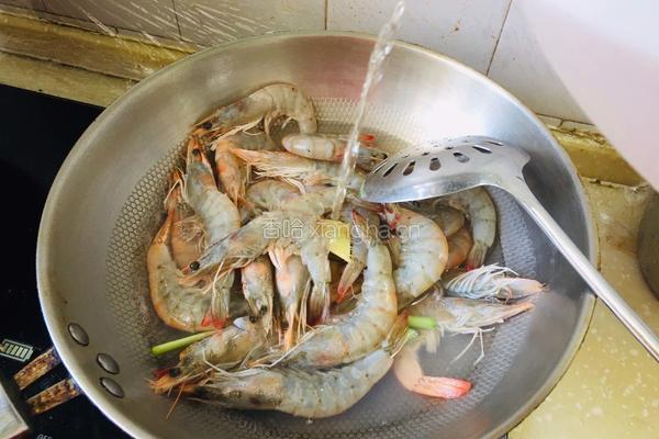 盐水大虾的做法图解2