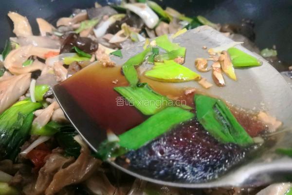 木耳平菇肉三鲜的做法图解10