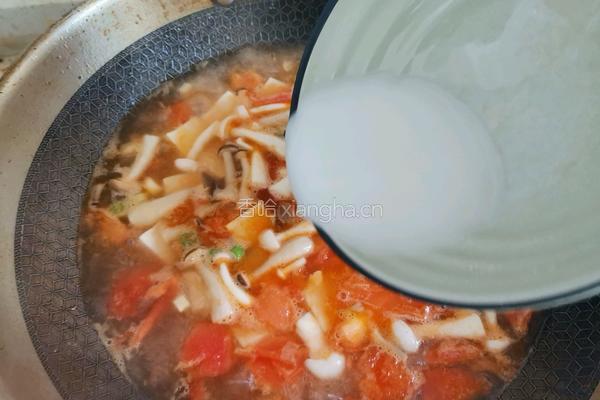 番茄菌菇豆腐汤的做法图解8