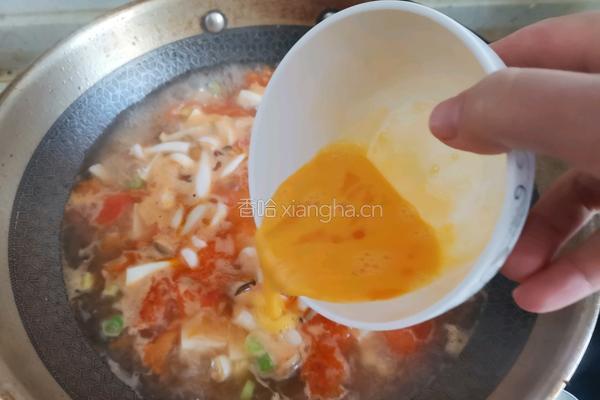 番茄菌菇豆腐汤的做法图解9