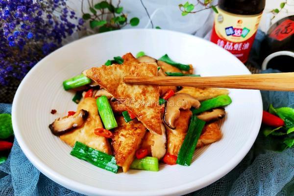 香菇炒豆腐的做法图解15