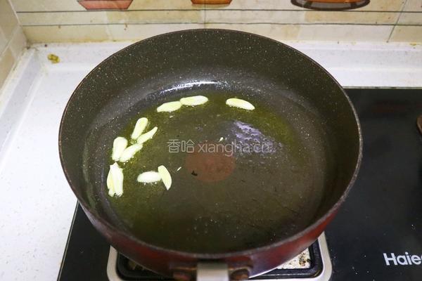 下饭快手小炒蚝油莲菜条❗️家常炒莲藕的做法图解4