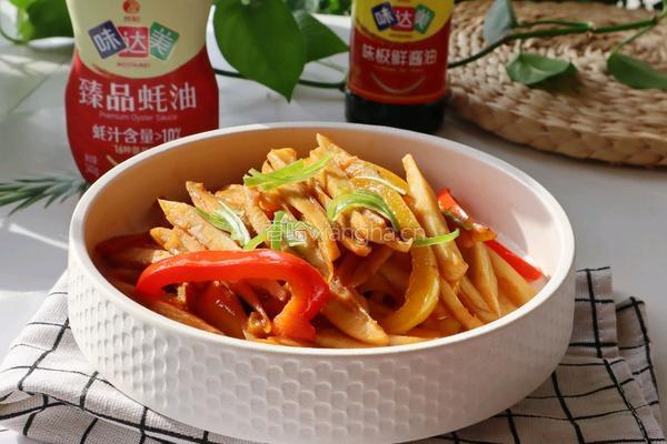 下饭快手小炒蚝油莲菜条❗️家常炒莲藕的做法图解9