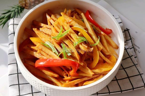 下饭快手小炒蚝油莲菜条❗️家常炒莲藕的做法图解10