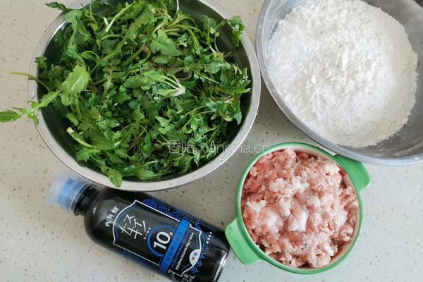 酸汤荠菜鲜肉馄饨的做法图解1
