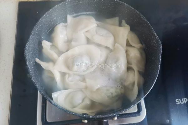 酸汤荠菜鲜肉馄饨的做法图解12