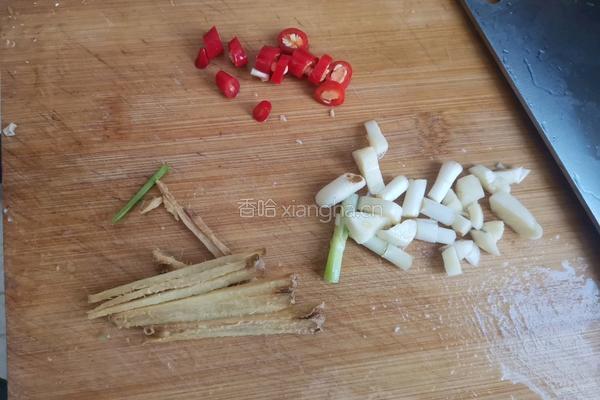 芹菜炒鸡胗的做法图解6