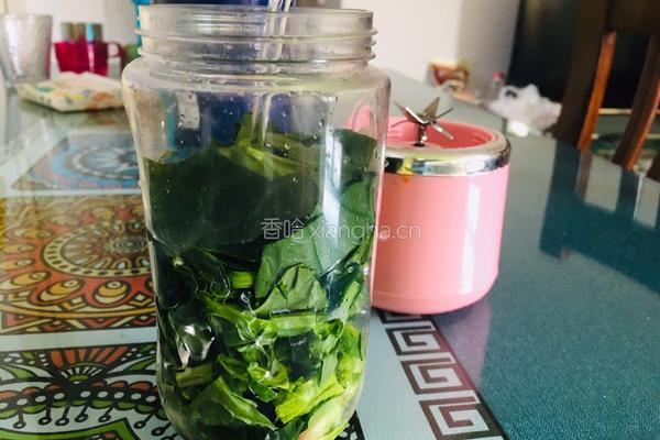 蒜汁菠菜面片的做法图解1